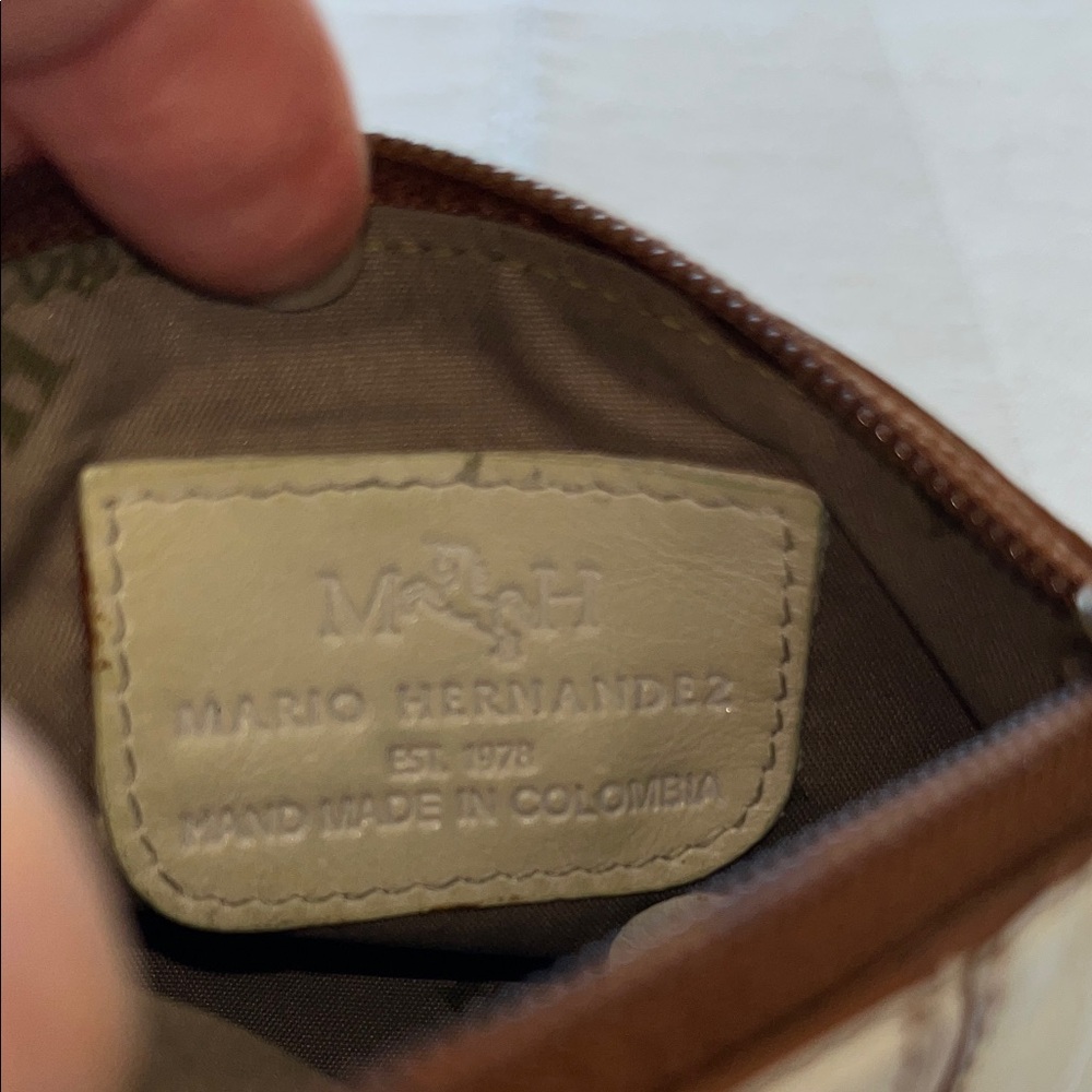 Vintage Mario Hernandez White Leather Coin Pouch - Picture 2 of 10
